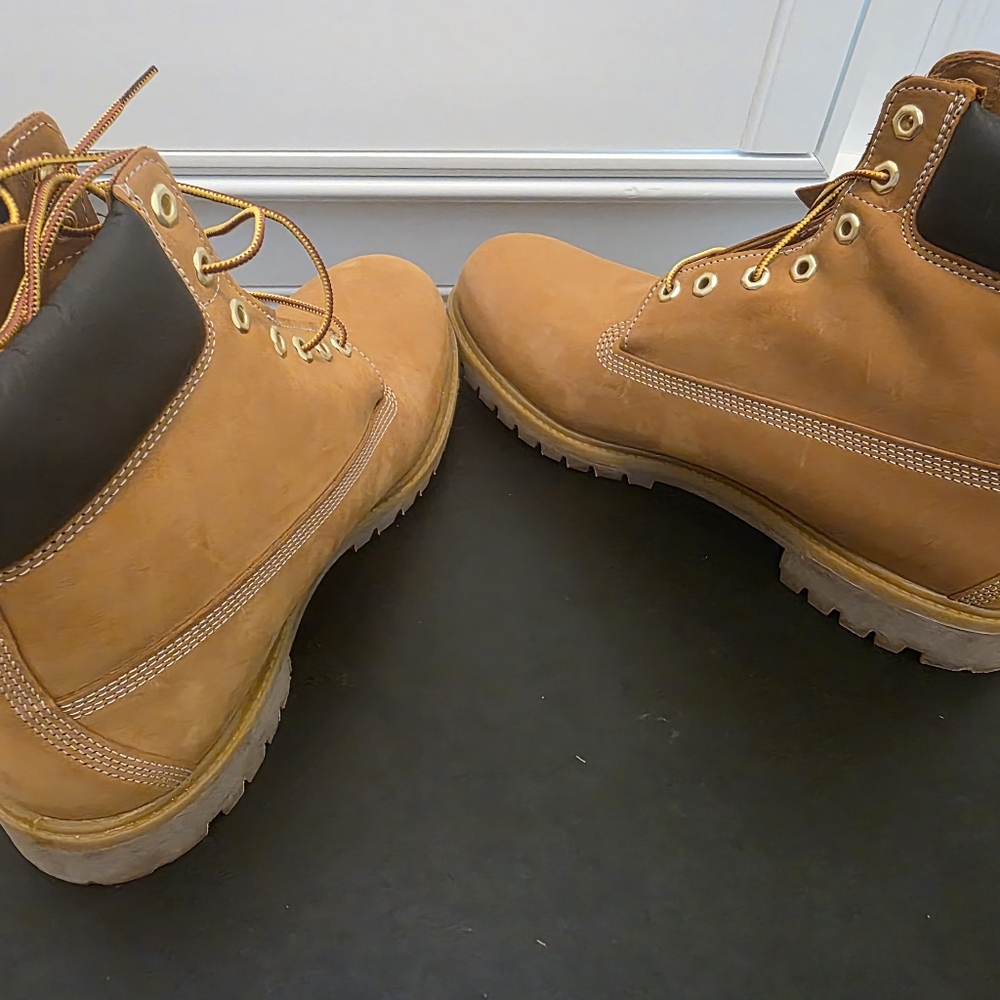 Men's Wheat Timberland Premium 6" Boots - Picture 10 of 15